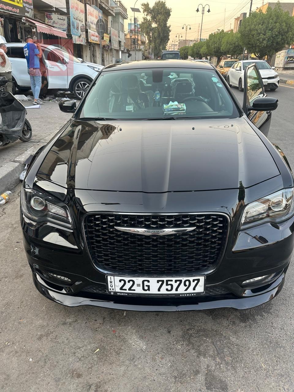 كرايسلر 300
